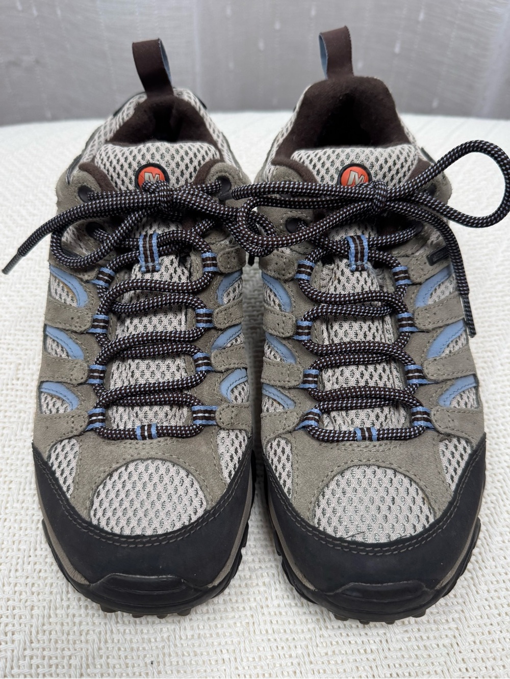 Merrell Women's Sz 8.5 Trail Hiking Mohab Shoes - Tan with Light Blue Accents